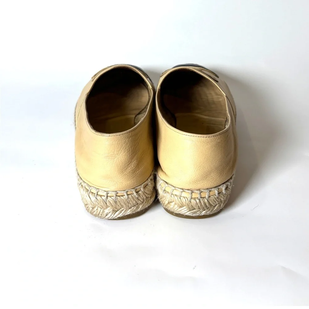 Chanel Beige Black Leather Espadrilles – Two-Tone Cap Toe Flats, size 6